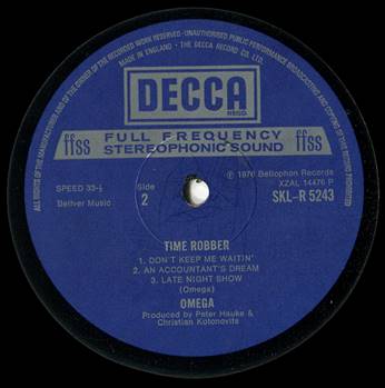 Ein Bild, das drau�en, blau enth�lt.

Automatisch generierte Beschreibung