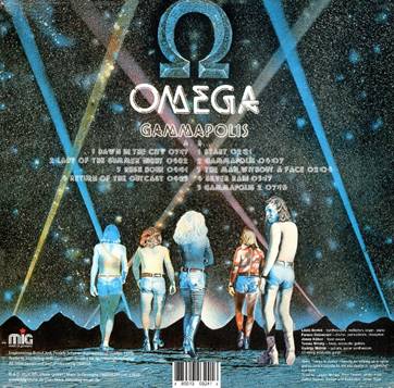 Ein Bild, das Text, Poster, Kleidung, Person enth�lt.

Automatisch generierte Beschreibung