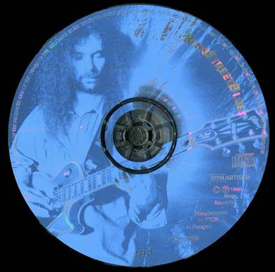 Ein Bild, das CD enth�lt.

Automatisch generierte Beschreibung