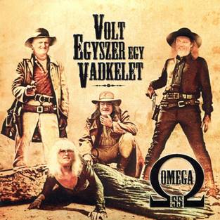 Ein Bild, das Text, Buch, Person, Boden enth�lt.

Automatisch generierte Beschreibung