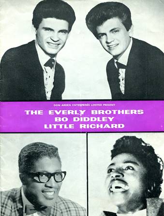 Ein Bild, das Person, Mann, Foto, Wand enth�lt.

Automatisch generierte Beschreibung