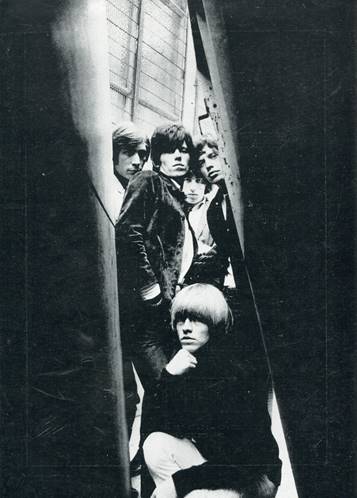 Ein Bild, das Tennis, Person, drau�en, Foto enth�lt.

Automatisch generierte Beschreibung